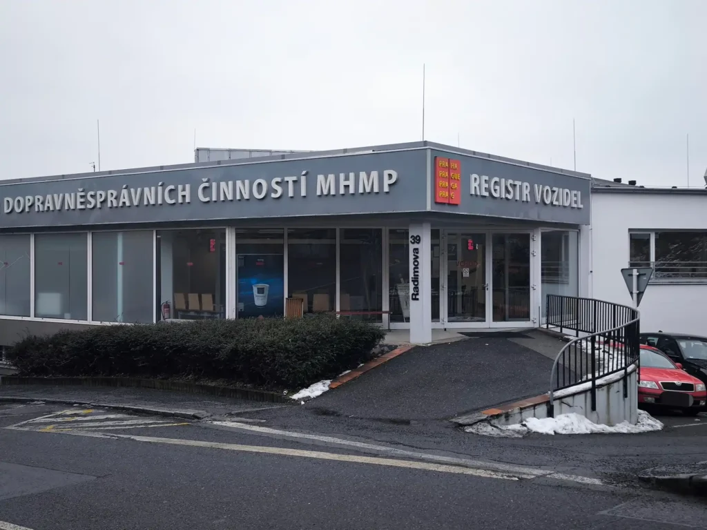 Registr vozidel Praha 6 Radimova - vstup na registr